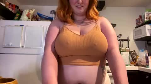 Snapshot of juliette_garden chatting on January 11, 9:57 am Here most days 3 online show from January 11, 9:57 am