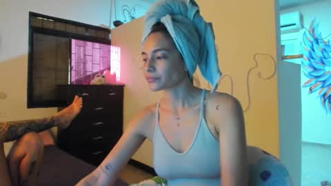 juliette online show from November 19, 9:59 pm