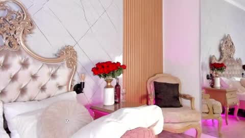 Julissa online show from February 4, 9:07 pm