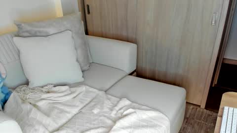 july_correa online show from January 15, 10:16 pm