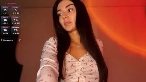 Hloya online show from February 27, 3:48 pm