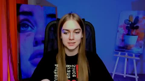 junewoods online show from April 21, 7:15 am