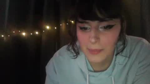 junipeax online show from July 20, 5:25 pm