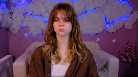 just_hannaa online show from April 28, 7:29 pm