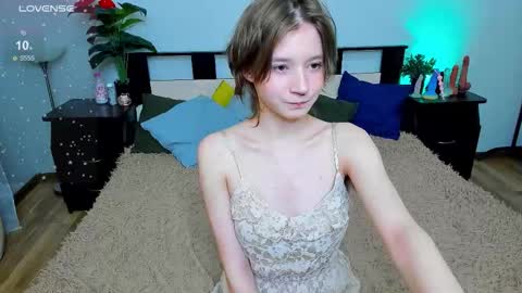 just_sayori online show from October 19, 11:51 pm