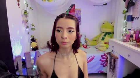 Mia online show from December 20, 12:03 am