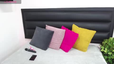 Snapshot of jynx_miller chatting on March 11, 3:56 pm Jynx Miller online show from March 11, 3:56 pm