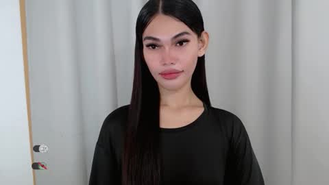 Snapshot of kaamy_dake chatting on October 20, 5:16 pm KAAMY online show from October 20, 5:16 pm