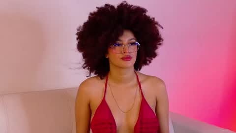 K A I L A N N I  online show from July 3, 4:24 pm