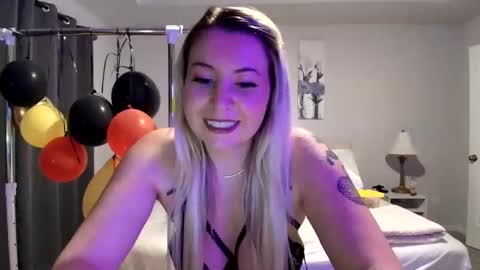 Kaliii jones online show from June 3, 1:39 am