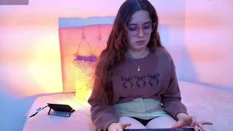 kalyth_miller online show from January 14, 12:59 am