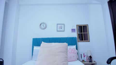 Kamilalopez online show from March 27, 10:10 pm