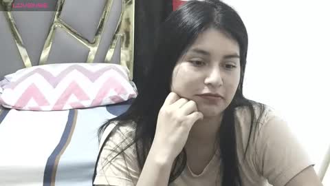 kamgomezxox online show from December 22, 2:36 am