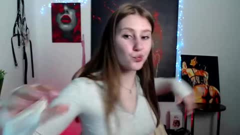 kamilla_love_ online show from March 15, 6:32 pm