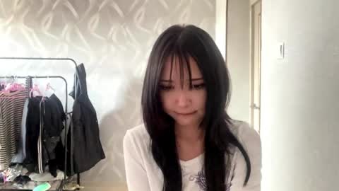 Lily online show from April 13, 9:21 am