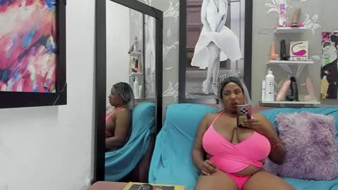 Karen online show from March 4, 8:59 pm