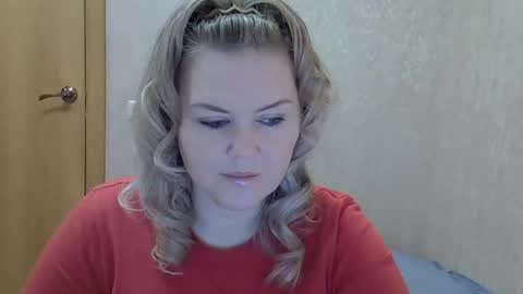 karennelsonx online show from November 20, 12:28 pm