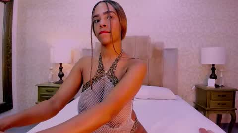 KarenNewman online show from December 16, 2:28 am