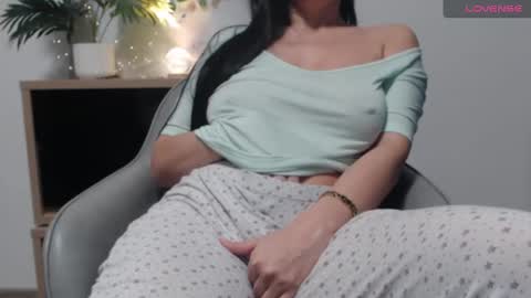 You can call me K  online show from March 7, 8:44 pm