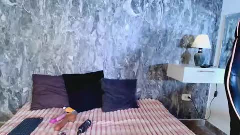 karina_campbell online show from July 6, 8:33 pm