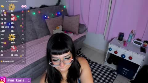 Snapshot of karla__1 chatting on December 27, 2:47 am Ill be on at sunday see u Lynn  Could u help me to reach 100 Thmbs upp plssss   Independent girl 3 online show from December 27, 2:47 am