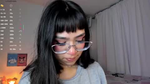 Snapshot of karla__1 chatting on February 10, 2:30 am Ill be on at sunday see u Lynn  Could u help me to reach 100 Thmbs upp plssss   Independent girl 3 online show from February 10, 2:30 am