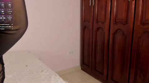 Karla online show from April 7, 8:44 pm