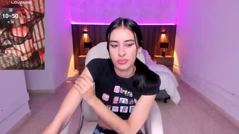 Karlaa  online show from November 24, 11:01 am