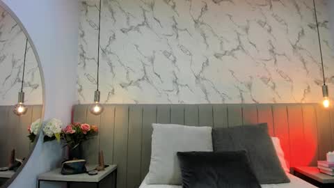 karlla_brown online show from October 14, 12:30 pm