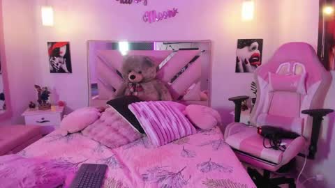 Karly Moonns online show from May 16, 2:47 am