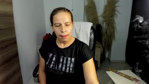 KARLYE online show from April 7, 2:02 am