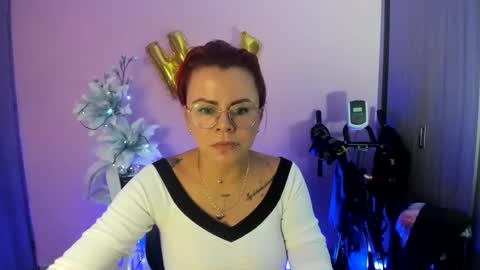 Snapshot of karol_milf__ chatting on December 18, 12:43 am kAROL MILF   online show from December 18, 12:43 am