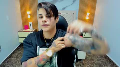 Karoll online show from February 18, 7:57 pm