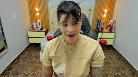 Snapshot of karolandluna chatting on October 22, 8:03 pm Karoll online show from October 22, 8:03 pm