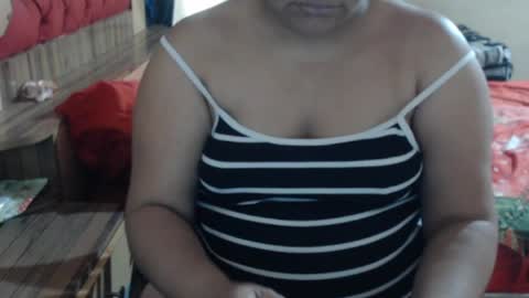 karolbb21 online show from April 3, 3:10 pm