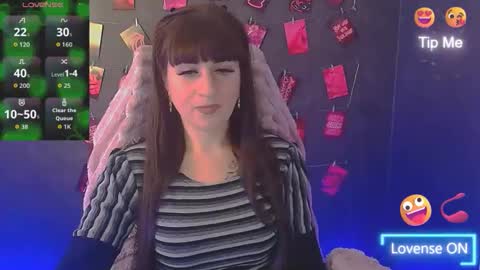 Caroline online show from March 4, 12:23 pm