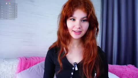 lina online show from March 23, 1:39 pm