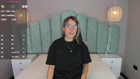 Karol Santos online show from October 22, 4:39 am