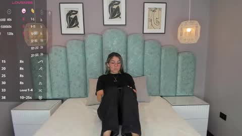 Karol Santos online show from September 19, 4:33 am