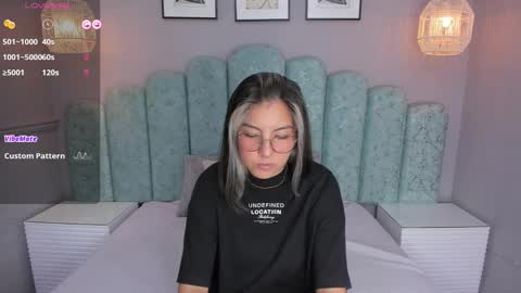 Karol Santos online show from January 9, 3:47 am