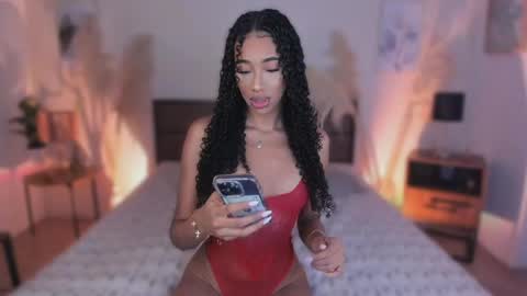 Kary Moon online show from April 12, 8:44 pm