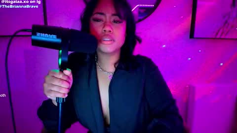 BriannaBrave online show from February 24, 4:11 am