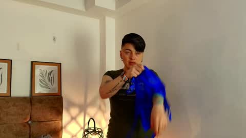 kat paradisse online show from April 10, 11:49 am