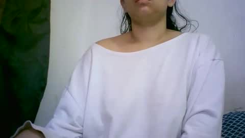 kata712248 online show from May 8, 2:20 pm