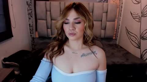 K A T A  H O O T online show from October 28, 8:25 pm