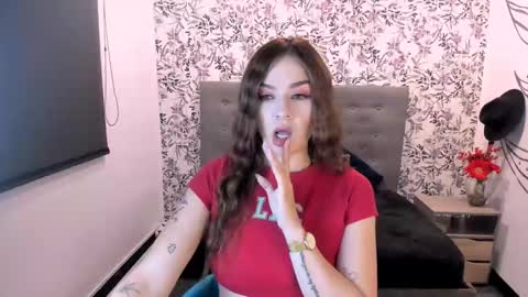 Snapshot of katahoot_ chatting on February 9, 6:01 am K A T A H O O T online show from February 9, 6:01 am