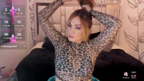 Snapshot of katahoot_ chatting on October 17, 8:34 pm K A T A H O O T online show from October 17, 8:34 pm