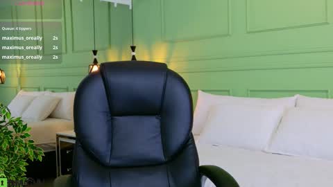 Kat online show from March 4, 12:12 pm