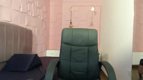 Katalina online show from December 2, 10:34 pm