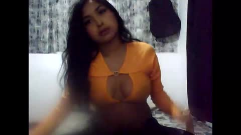 Danna online show from May 1, 11:08 pm